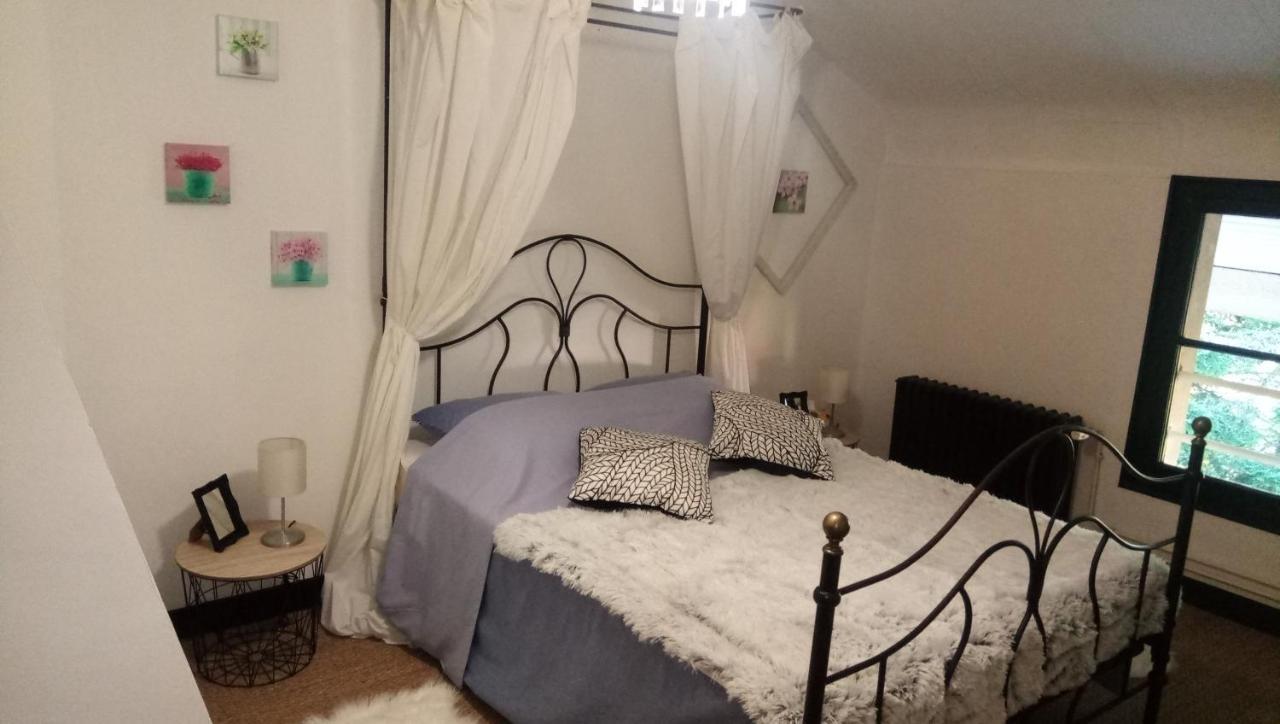Les 2 Granges Chambre d'hôtes Bérig-Vintrange Exterior foto