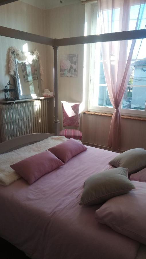 Les 2 Granges Chambre d'hôtes Bérig-Vintrange Exterior foto